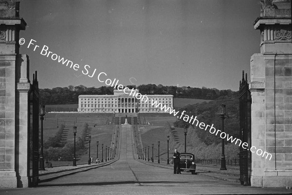 STORMONT ENTRANCE AND ROYAL MILE